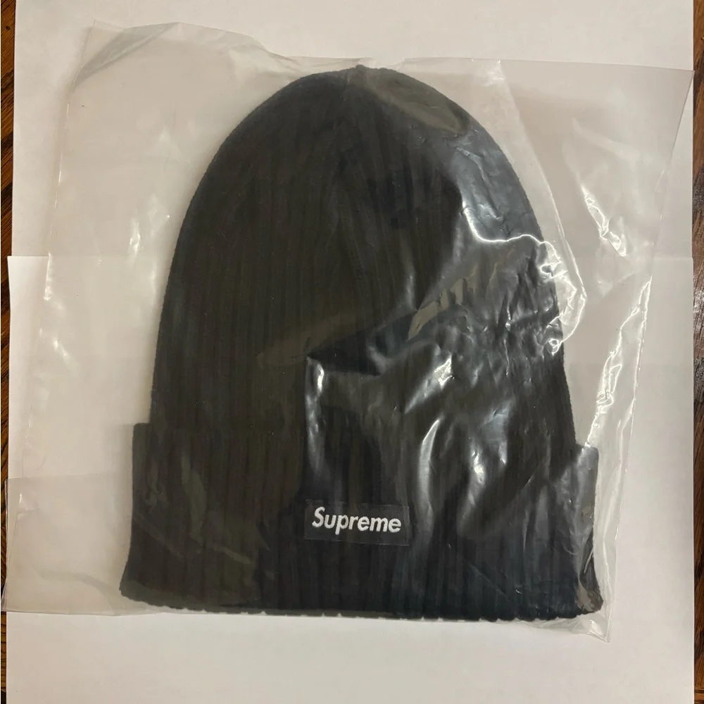 Supreme Black Beanie Overdyed SS25 - Picture 2 of 4